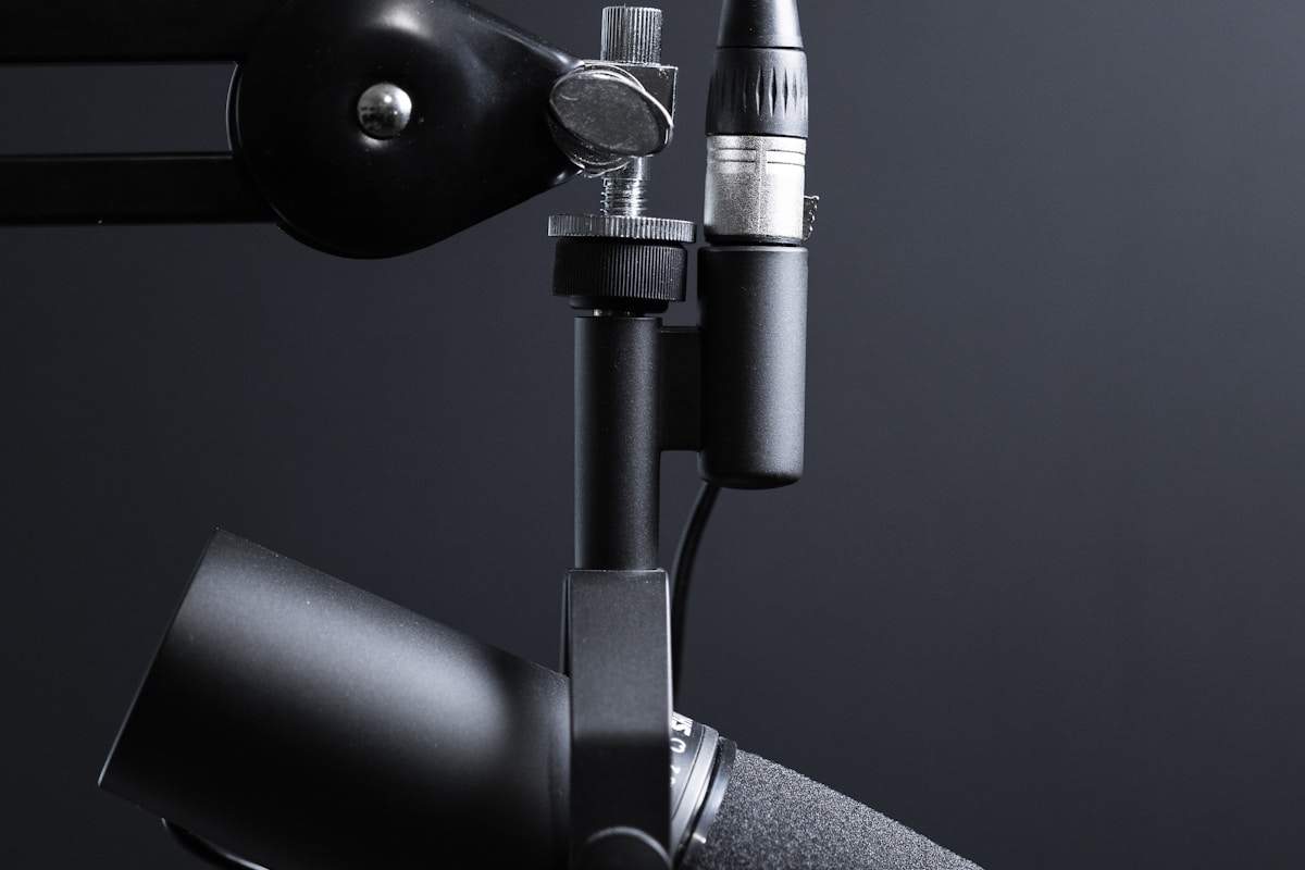 Why Most AI Voice Agents Sound Robotic (And How to Fix It)